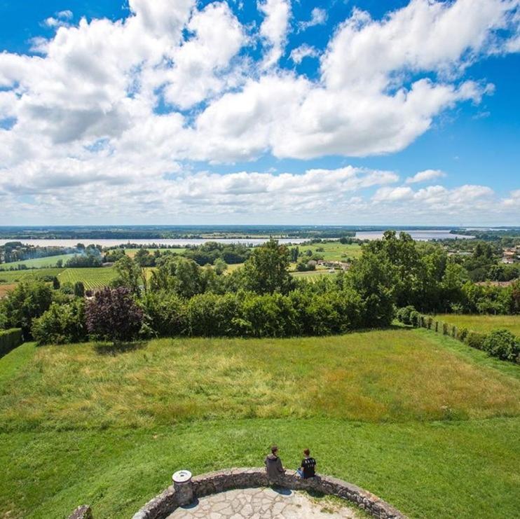 Le Carrelet De L'Estuaire , Jolie Maison Entiere A 9 Min De La Citadelle Saint-Seurin-de-Cursac Exterior foto